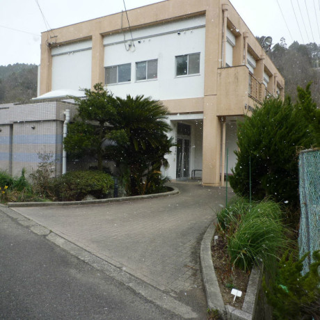 佐那河内村　嵯峨老人憩いの家